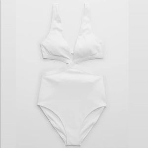 NWT Aerie Ribbed Mix Crossover Cut Out One Piece Swimsuit